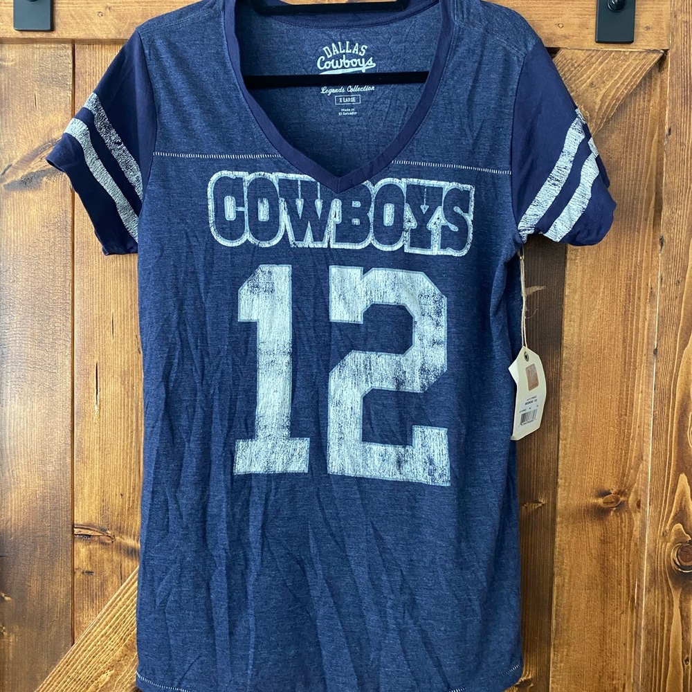 Dallas Cowboys women’s shirt.